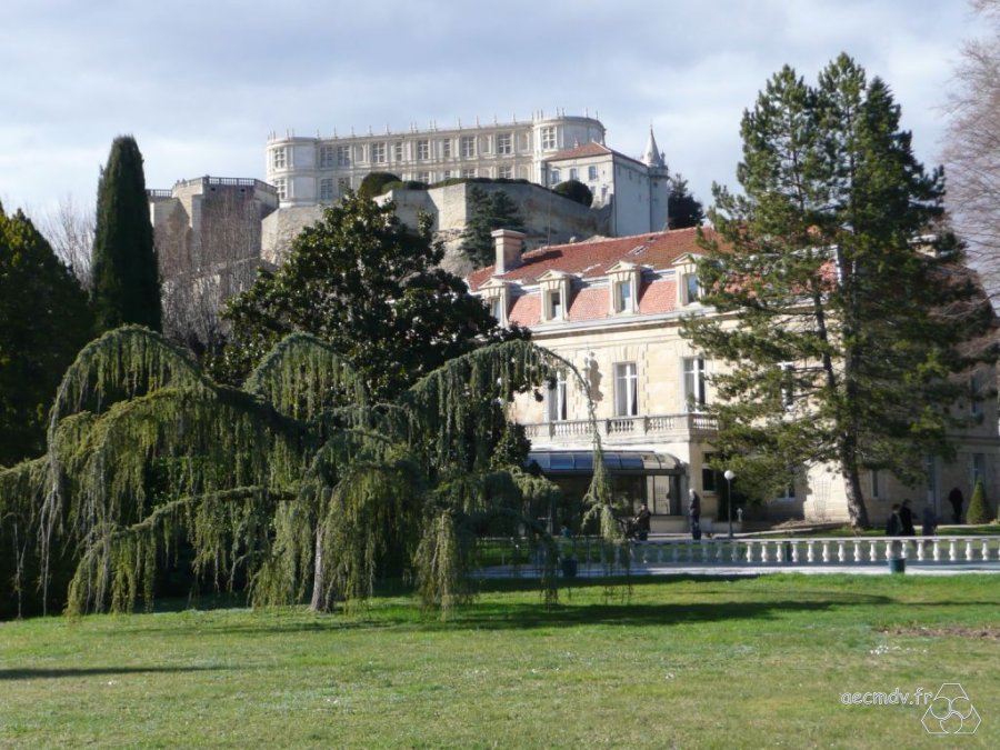 Grignan _chateau_restau