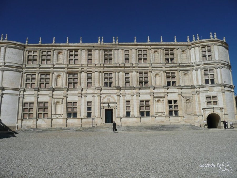 grignan_chateau