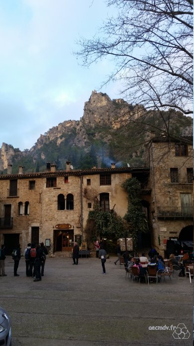st-guilhem_place