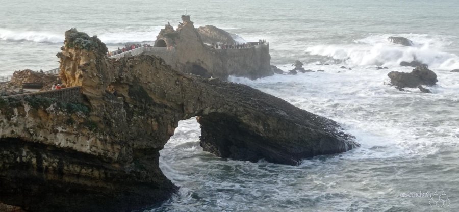 Rocher_de_la_Vierge_Biarritz